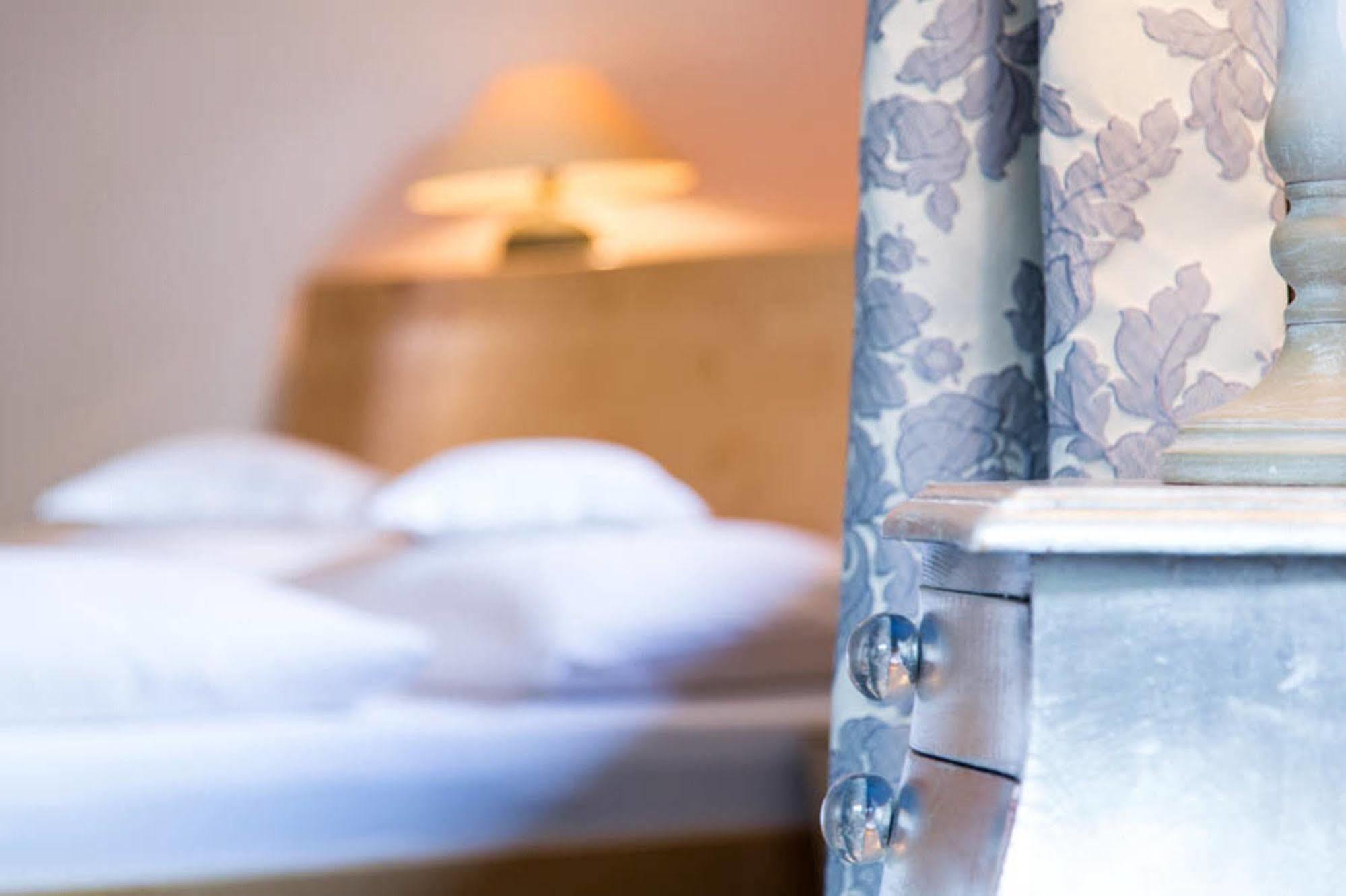 Rosa Canina Superior Hotel 3*