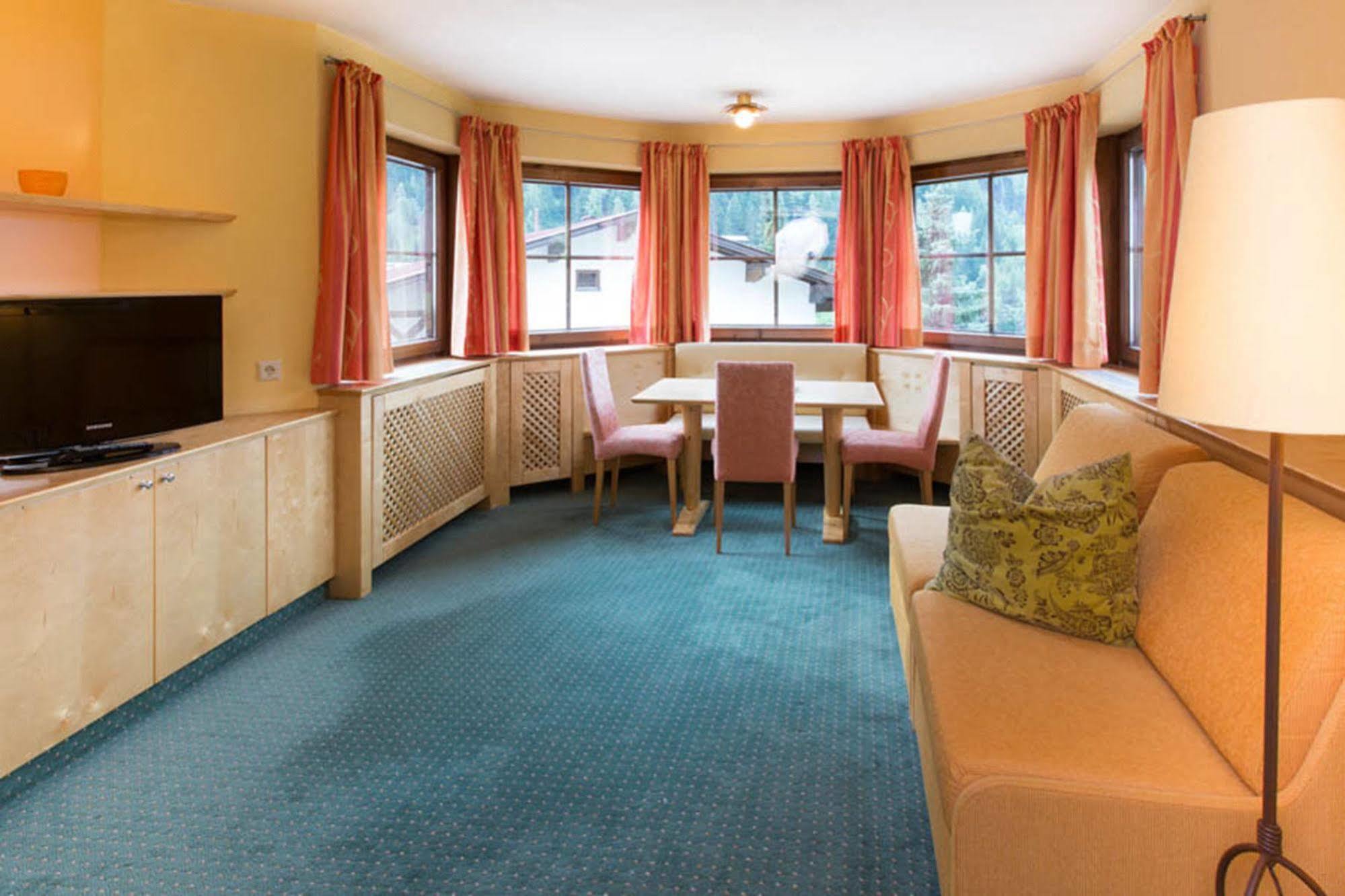Hotel Rosa Canina Superior 3*